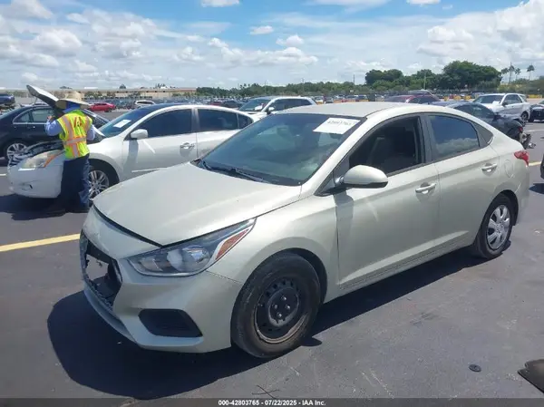 3KPC24A32KE041120 2019 HYUNDAI ACCENT - Image 2