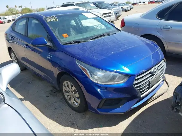 3KPC24A32KE045023 2019 HYUNDAI ACCENT - Image 1