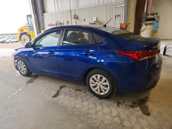 3KPC24A32KE050996 2019 HYUNDAI ACCENT - Image 2