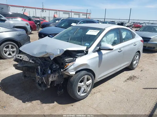 3KPC24A32KE052554 2019 HYUNDAI ACCENT - Image 2