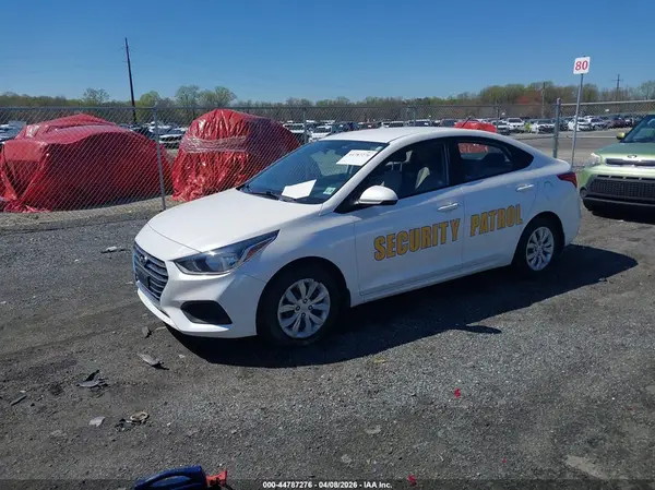 3KPC24A32KE054398 2019 HYUNDAI ACCENT - Image 2