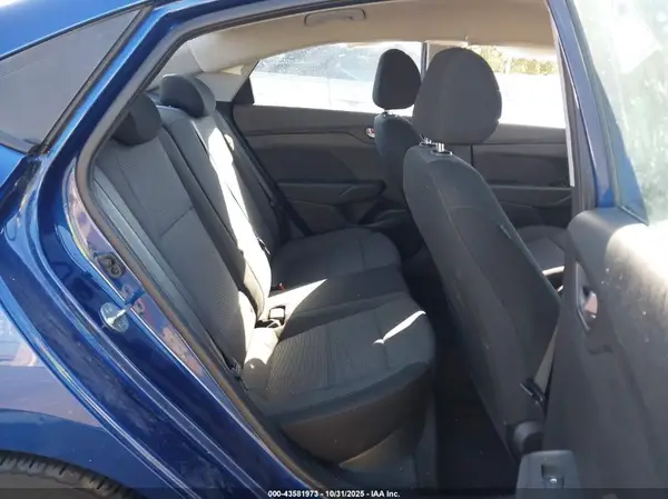 3KPC24A32KE057513 2019 HYUNDAI ACCENT - Image 8