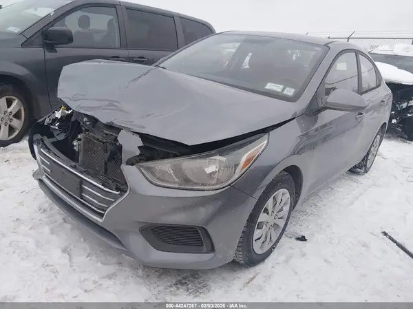 3KPC24A32KE078085 2019 HYUNDAI ACCENT - Image 2