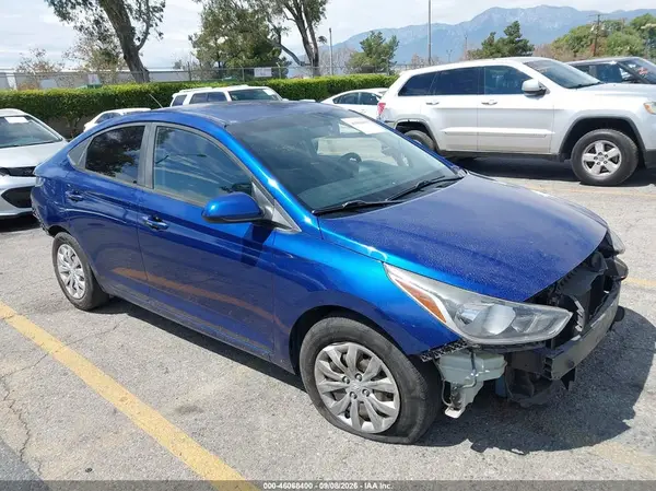 3KPC24A33JE013812 2018 HYUNDAI ACCENT - Image 1
