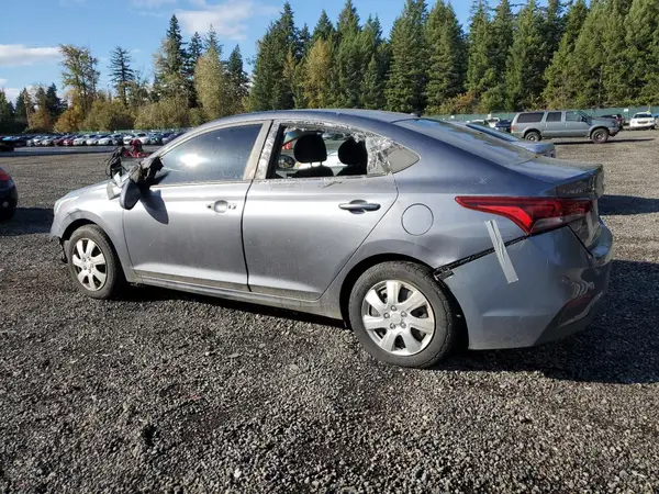 3KPC24A33JE014572 2018 HYUNDAI ACCENT - Image 2