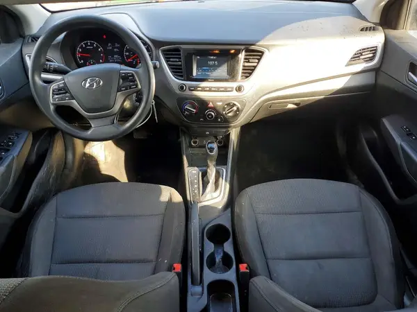 3KPC24A33JE017214 2018 HYUNDAI ACCENT - Image 8