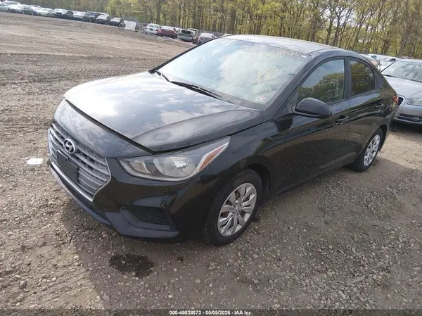 3KPC24A33JE018024 2018 HYUNDAI ACCENT - Image 2