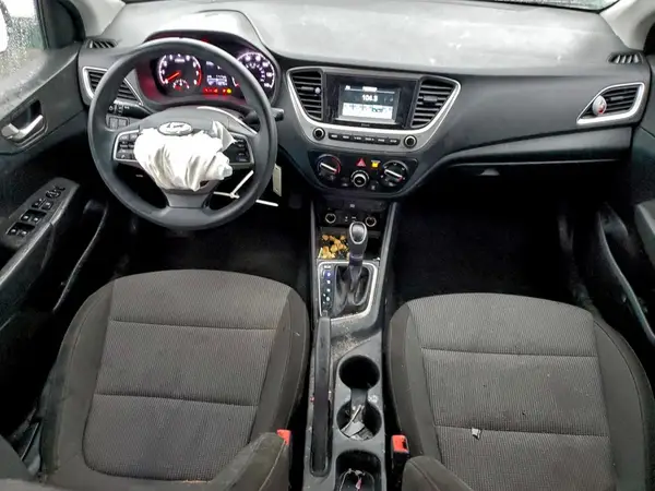 3KPC24A33JE019559 2018 HYUNDAI ACCENT - Image 8