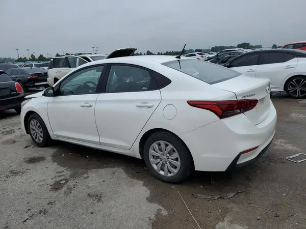 3KPC24A33JE021506 2018 HYUNDAI ACCENT - Image 2