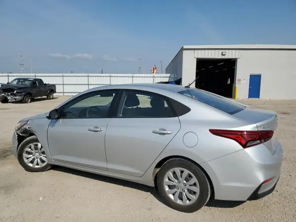 3KPC24A33JE021554 2018 HYUNDAI ACCENT - Image 2