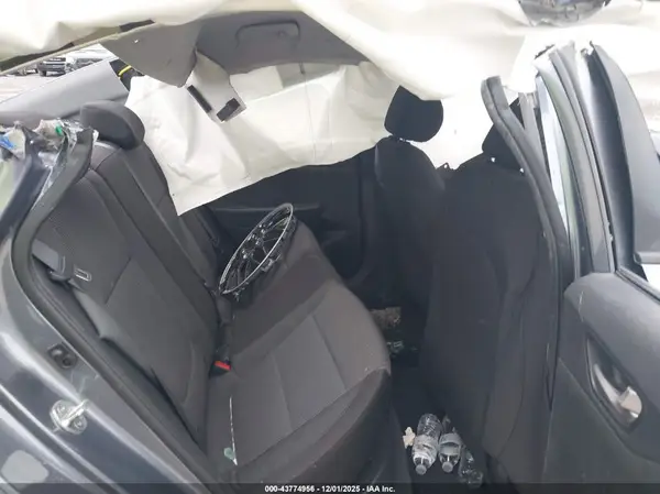 3KPC24A33JE021635 2018 HYUNDAI ACCENT - Image 8