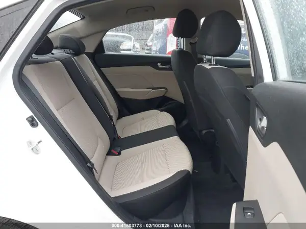 3KPC24A33JE022008 2018 HYUNDAI ACCENT - Image 8