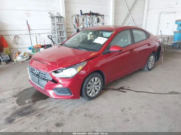 3KPC24A33JE022025 2018 HYUNDAI ACCENT - Image 2
