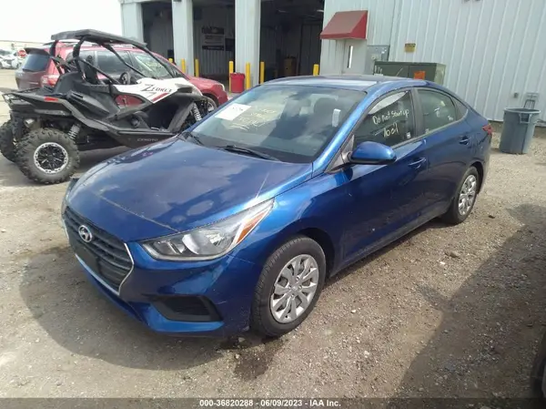 3KPC24A33JE025619 2018 HYUNDAI ACCENT - Image 2