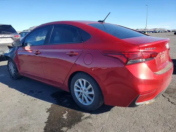 3KPC24A33JE027290 2018 HYUNDAI ACCENT - Image 2