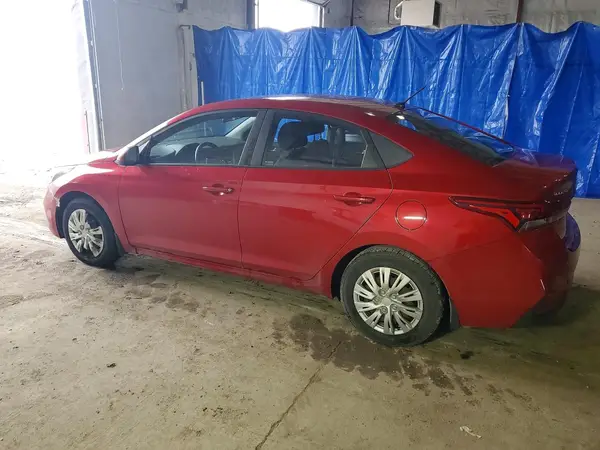 3KPC24A33JE029556 2018 HYUNDAI ACCENT - Image 2