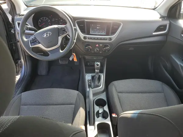 3KPC24A33JE030206 2018 HYUNDAI ACCENT - Image 8