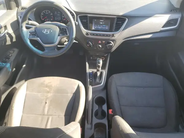 3KPC24A33JE031193 2018 HYUNDAI ACCENT - Image 8