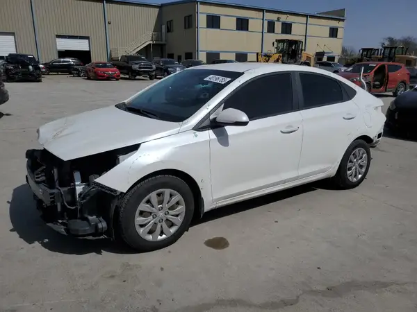 3KPC24A33JE032375 2018 HYUNDAI ACCENT - Image 1