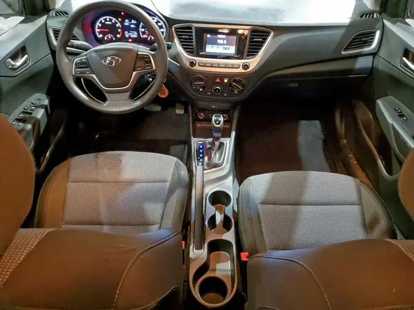 3KPC24A33JE032618 2018 HYUNDAI ACCENT - Image 8