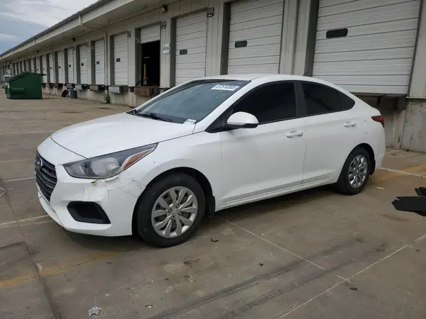 3KPC24A33JE034269 2018 HYUNDAI ACCENT - Image 1