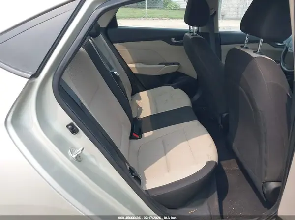 3KPC24A33JE034451 2018 HYUNDAI ACCENT - Image 8