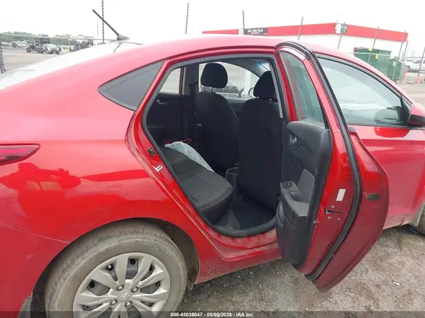 3KPC24A33JE034904 2018 HYUNDAI ACCENT - Image 8
