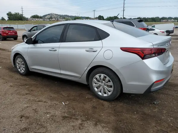 3KPC24A33JE036930 2018 HYUNDAI ACCENT - Image 2