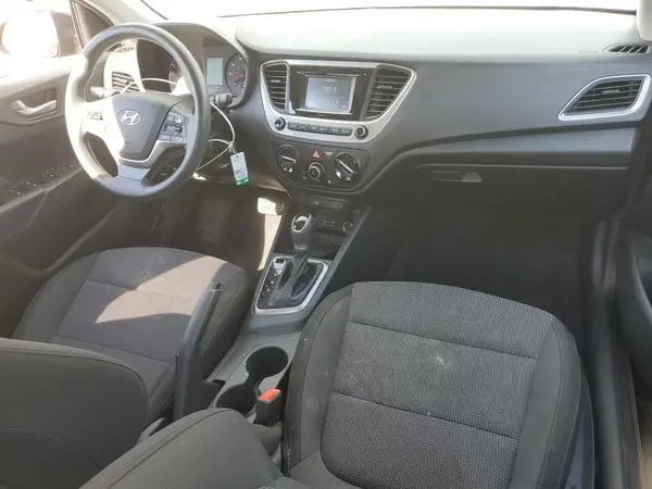 3KPC24A33KE038761 2019 HYUNDAI ACCENT - Image 8