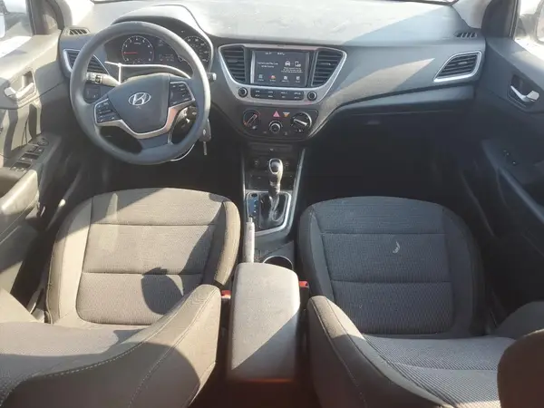 3KPC24A33KE039084 2019 HYUNDAI ACCENT - Image 8