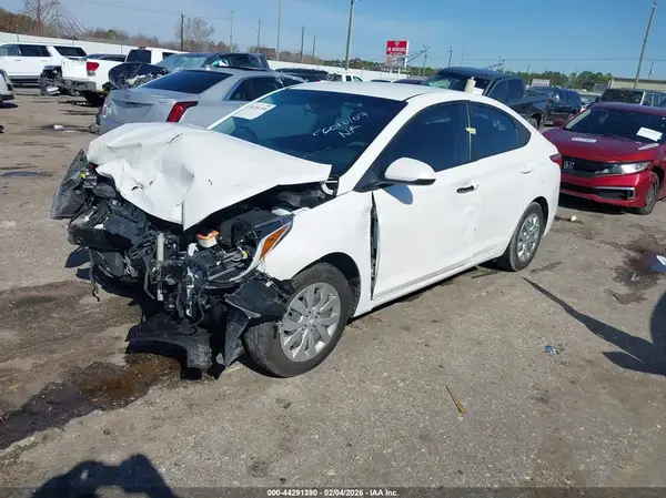 3KPC24A33KE040185 2019 HYUNDAI ACCENT - Image 2