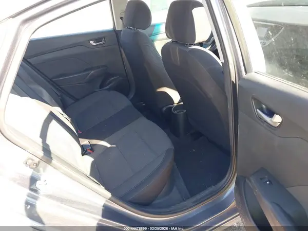 3KPC24A33KE040302 2019 HYUNDAI ACCENT - Image 8