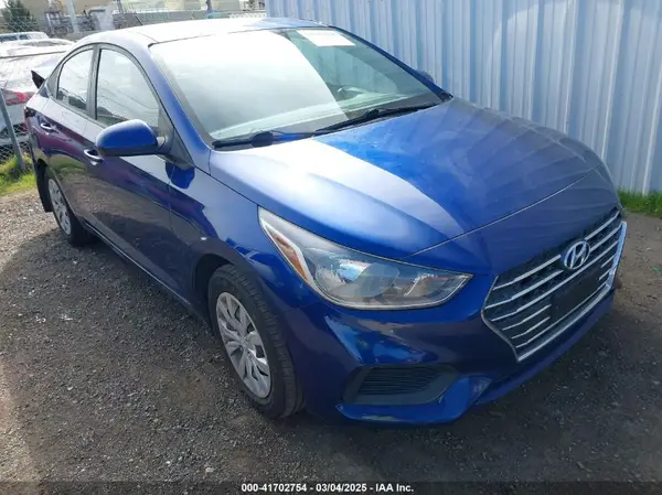 3KPC24A33KE040414 2019 HYUNDAI ACCENT - Image 1