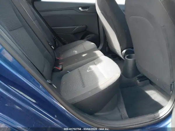 3KPC24A33KE040414 2019 HYUNDAI ACCENT - Image 8
