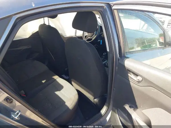 3KPC24A33KE056645 2019 HYUNDAI ACCENT - Image 8