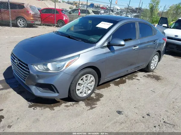 3KPC24A33KE059805 2019 HYUNDAI ACCENT - Image 2