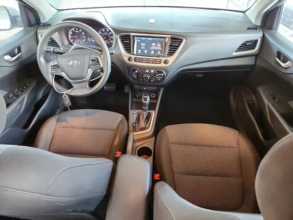 3KPC24A33KE067581 2019 HYUNDAI ACCENT - Image 8