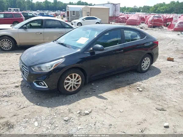 3KPC24A33KE072764 2019 HYUNDAI ACCENT - Image 2