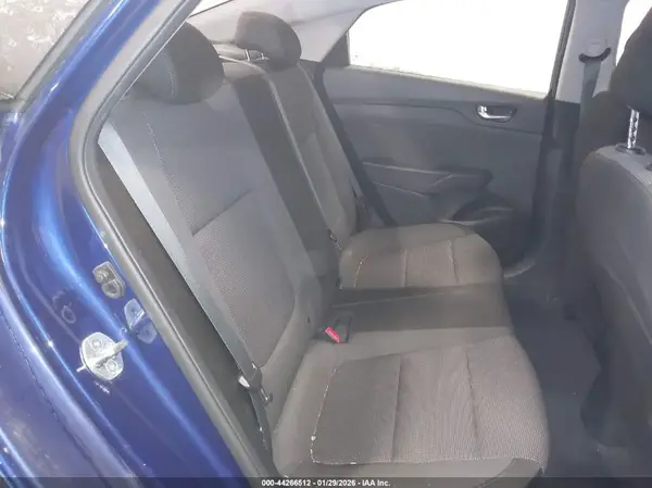 3KPC24A33KE073638 2019 HYUNDAI ACCENT - Image 8