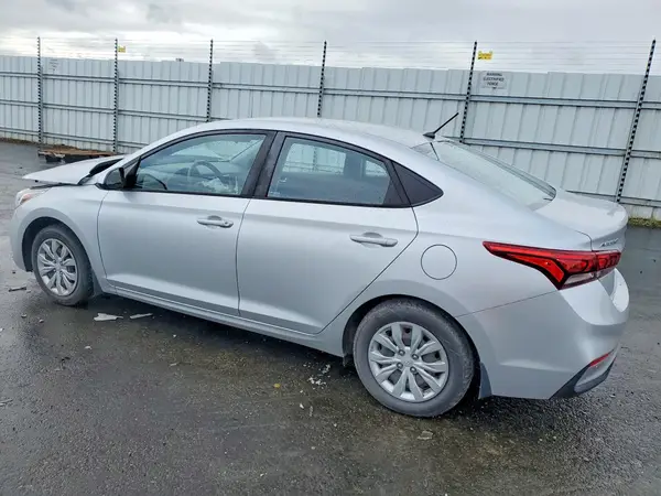 3KPC24A33KE075843 2019 HYUNDAI ACCENT - Image 2