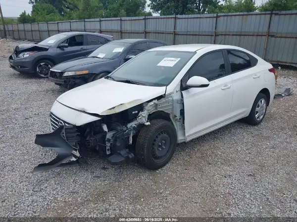 3KPC24A33KE076443 2019 HYUNDAI ACCENT - Image 2