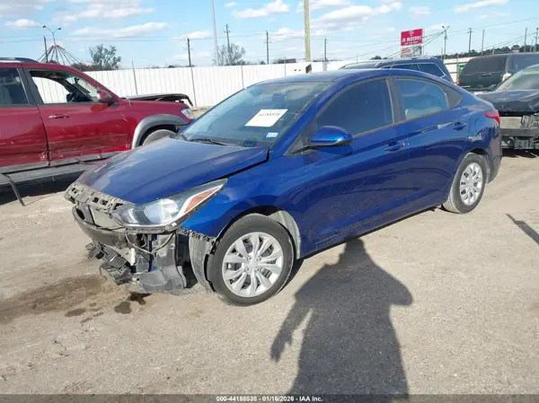 3KPC24A33KE076460 2019 HYUNDAI ACCENT - Image 2
