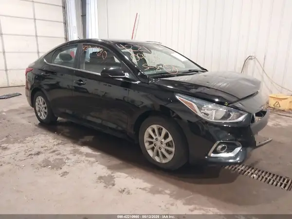 3KPC24A33KE079651 2019 HYUNDAI ACCENT - Image 1