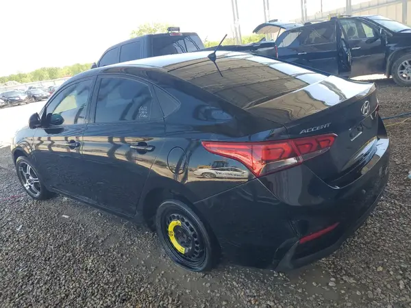 3KPC24A33KE082467 2019 HYUNDAI ACCENT - Image 2