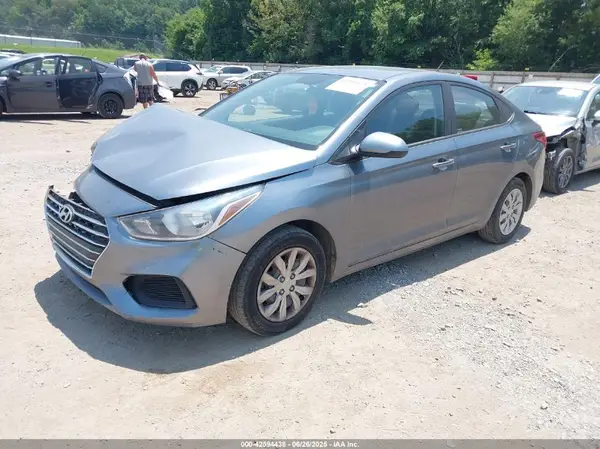 3KPC24A33KE087104 2019 HYUNDAI ACCENT - Image 2