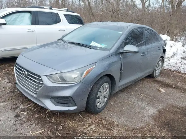 3KPC24A33KE087409 2019 HYUNDAI ACCENT - Image 2