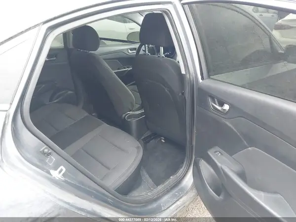 3KPC24A33KE087409 2019 HYUNDAI ACCENT - Image 8