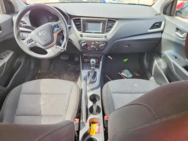 3KPC24A34JE004861 2018 HYUNDAI ACCENT - Image 8