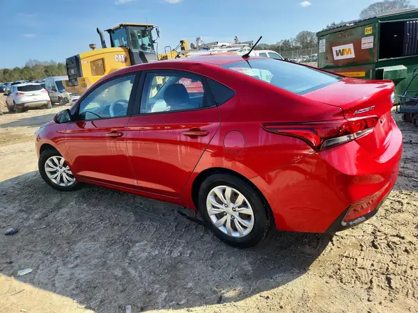 3KPC24A34JE005671 2018 HYUNDAI ACCENT - Image 2
