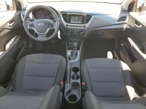 3KPC24A34JE012877 2018 HYUNDAI ACCENT - Image 8